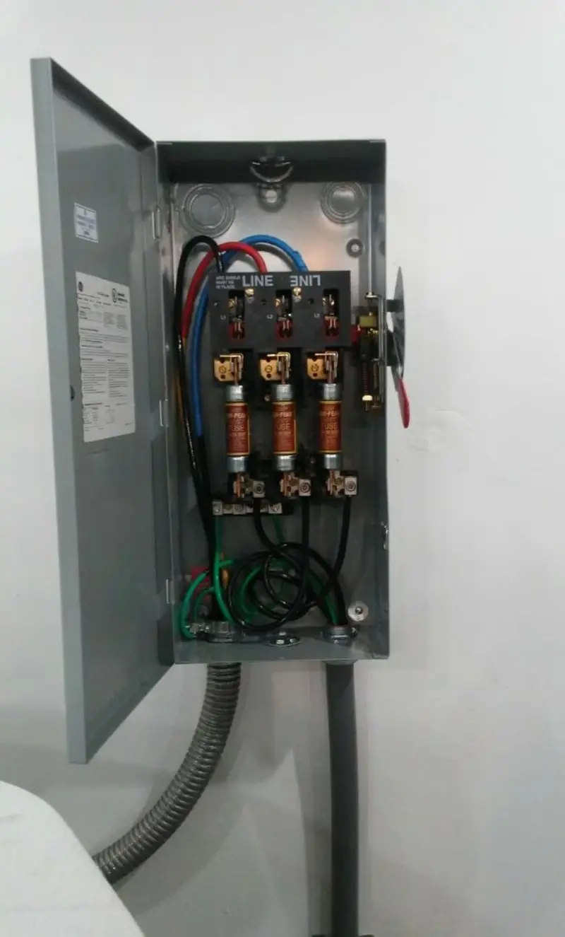 Three-phase disconnect switch installed for Electrical Wiring & Rewiring in Canajoharie